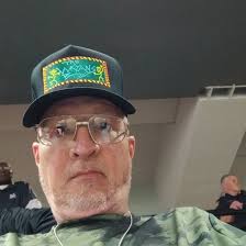 Happiest Birthday wishes go out to these two beauties! 💙💜 Cheers to Danni  & Kimmi, We love you!