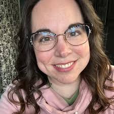 Did Dawn dishwashing soap change scents? It suddenly smells like baby  wipes. I really hate it! Or am I just getting to be more sensitive? I need  a new brand.