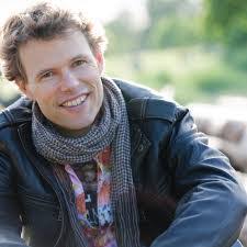 Christopher Fleck's Instagram, Twitter & Facebook