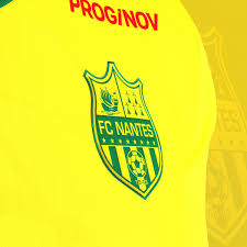 Football club de nantes, commonly referred to as fc nantes or simply nantes, is a french association football club based in nantes, pays de la loire. Saintetixx Design On Twitter Fc Nantes 20 F Y Nike 30 F Y Original Sponsor 0 F Y Embroidered Logo 0 F Y Sublimation On Front And Back 20 F Y