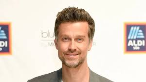 Die Tücken des schönen Sommerwetters: Wayne Carpendale nach Insektenstich  in Klinik