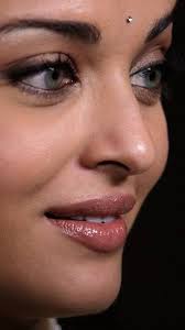 Aishwarya Rai Ringtones And Wallpapers Free By Zedge Indian Eyes Beautiful Girl Indian Indian Actress Images