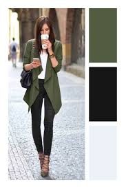 Como Combinar El Color Verde Militar Tizkka Como Combinar Colores Ropa Combinacion Colores Ropa Combinar Colores Ropa