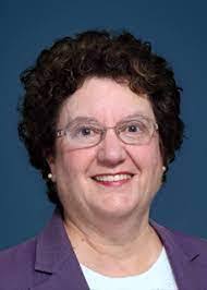 Ruth Kimball's Instagram, Twitter & Facebook