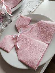 Commandez serviettes en papier pour baptême de fille rose. Pliage De Serviette Facile Pour Decorer Une Table Fete Magnifique