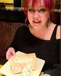 Iris Chacon (@irischaconoficial) • Instagram photos and videos