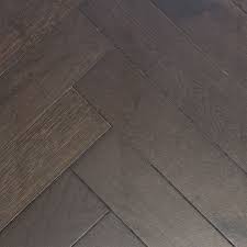 Engineered Oak Herringbone Piano Brown Brown Lacquered Code Mo 1055 Parquet Flooring Flooring Engineered Wood