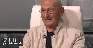 Povlačenje iz javnosti: Kako Oliver Mlakar provodi umirovljeničke dane?