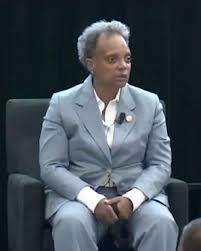 7, and her partner was critically wounded. Chicago Mayor And City S Top Cop Get Slain Officer Ella French S Name Wrong Daily Mail Online