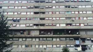 Il totale degli alloggi, suddivisi tra ater e comune di roma, ammonta a circa 71.000. Roma Dove Sono Distribuite Le Case Popolari Radio Colonna