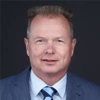 300+ profile według frazy „Ulinski”