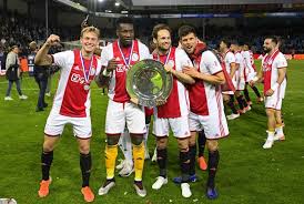 Ajax applications might use xml to transport data, but it is equally common to transport data as plain text ajax allows web pages to be updated asynchronously by exchanging data with a web server. Kekalahan Lyon Untungkan Ajax Amsterdam Republika Online