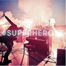 Jan 21, 2021 · arti dan terjemahan lirik lagu superhero yang di nyanyikan oleh lauv ke dalam bahasa indonesia, mari kita simak lirik terjemahan/artinya di sini. Makna Lagu The Script Superheroes Python