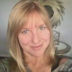 Kimberly Bechtold's Instagram, Twitter & Facebook