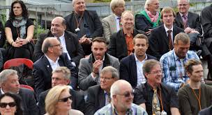 Dabei entstehen hochaufgelöste klimazeitreihen, die zur abschätzung von klimafolgen in der pflanzenproduktion verwendet werden können. Archiv Fanclub Blue Rabbits Oldenburg