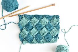 With the left needle pick up the strand most patterns have you start with judy's magic cast on (or similar) and then increase by working kfb ( knit into front and back) or. How To Do Entrelac Knitting