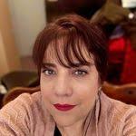 Lisa Dewalt's Instagram, Twitter & Facebook