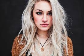 Veronica Sheridan's Instagram, Twitter & Facebook