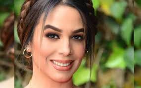 Biby Gaytán joven. Así lucía la actriz en su debut | Fotos- Grupo Milenio