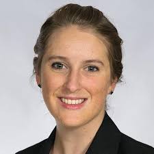 A Writer's Guide to Medicine: Volume 2: Illness & Injury: Dale MD, Natalie:  9798985420135: Books