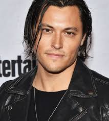 Carla McGuire, also known as Carla Galloway, is an Australian personality  best known as the wife of Eddie McGuire, a… Read More: Eddie McGuire's  wife, Carla McGuire Biography: Age, Net Worth, Height,