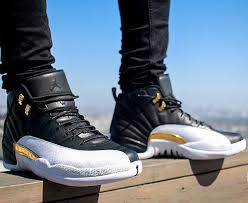Black And Gold Retro 12 Shirt Air Jordan 12 Wings Sneakers Men Fashion Air Jordans Nike Free Shoes