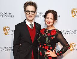 If you want the giovanna fletcher email address for. Giovanna Fletcher Hits Back At Troll Who Called Her A Bit Of A Mess