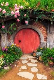 Hobbiton Matamata New Zealand Beautiful Doors Unique Doors Cool Doors