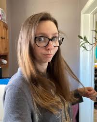 Tabitha Cummings's Instagram, Twitter & Facebook