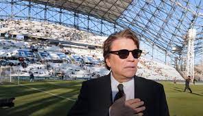 Depuis 24 heures, l'offre de rachat de l'om par mourad boudjellal est sur toutes les lèvres. Bernard Tapie Accuse D Avoir Achete Un Match Lors Du Sacre De L Om En Ligue Des Champions En 1993 Nice Matin