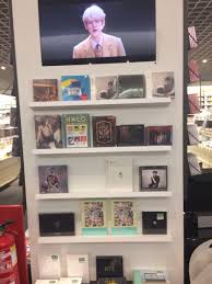 Descobre a loja fnac norteshopping em sra da hora e encontra facilmente com a ajuda de um colaborador tudo o que precisas. ð¥ðžð§ðš ð§ðž ð¬ On Twitter Gente Na Fnac Do Norte Shopping Tinha Uma Parte So Com Albuns De Kpop Shinee Seventeen Bts Halo E Exo Inclusive Tinha Uma Televisao