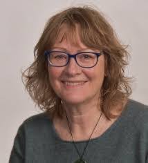 Penny Kennett's Instagram, Twitter & Facebook