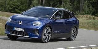 Nach zwei sondermodellen zur premiere folgen nun die anderen varianten des vw id.4. Vw Id 4 So Fahrt Sich Das Erste Elektro Suv Von Vw Focus Online