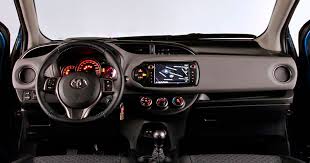 Eficiencia, seguridad y conectividad a tu alcance. Toyota Yaris 2015 Informacion General Km77 Com