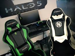 Either way, i had a knock off gaming chair from amazon for around $100 (. Monster Gaming On Twitter Finally Set Up Our New Dxracer Desk Https T Co Av0kfitntq
