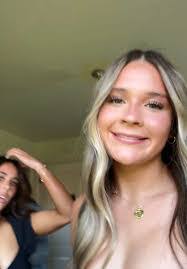 Ashley Killingsworth's Instagram, Twitter & Facebook