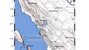 Gempa bumi terjadi pada hari selasa (17/11/2020) pukul 08.44 wib, ititik pusat gempa terdekat 97 km timur laut pulau sipora Gempa Hari Ini Gempa 3 5 Sr Guncang Tanah Datar Sumbar Jumat Jam 06 34 Wib Terasa Di Bukittinggi Tribun Batam