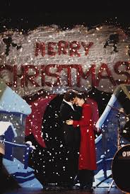 18 Holiday Romances To Stream On Netflix Love Actually Holiday Romance Romantic Movies