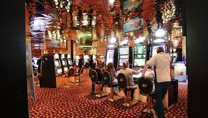 Dieses Stockfoto Partouche Gruppe Pasino Andernfalls Casino Aix En Provence Frankreich Eac Ob Reflexive Alamy Bibliothek Mit Millionen Vonseiten Stockfotos Casino Partouche Aix En Provence