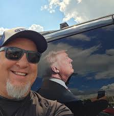 Here is a fabulous photo of my grandfather Arthur Wilson known as monkey  with his big buddy Gracie hope there family's and friends enjoy the pic