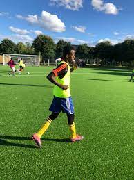 Men nu när de vet att de ska spela fotboll i en trygg miljö så är det okej. Abf I Skaggetorp Photos Facebook