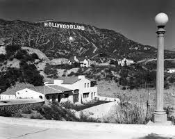 View Of The Hollywoodland Sign With Few Homes In The Foothills Below Circa Mid 1920s La City Et Cinema