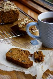 You'd never know it doesn't have flour or oil or butter or granulated sugar in it. Pumpkin Oat Bread Ks