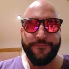 Kevin Brun, Auteur à Moovely