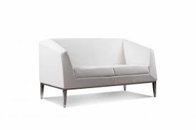 Syneo Office Sofa Is Sure To Make You Pause And Give You A Seamless Finish The Contemporary Design Is Boldly Italian Furniture Design Office Sofa Sofa Design