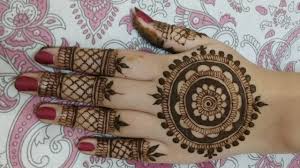 In india mostly bridal apply this design on backhands and now its become trend in pakistan too. Rajasthani Mehndi Design For Backhand Gol Tikki Mehndi Design For Hand Youtube