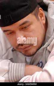 KRT NEWS STORY SLUGGED: SCHOOLSHOOTING KRT PHOTOGRAPH BY RICK  MCFARLAND/ARKANSAS DEMOCRAT-GAZETTE (KRT19) JONESBORO, AK., March 25 -- Erica  Swindle, 12, who was