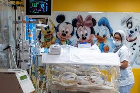 A south african woman gosiame thamara sithole has set a world record of delivering ten babies, seven boys and three girls at the same time. Malian Woman Who Gave Birth To Nine Babies Doing Well