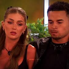 Love Island Arabella and Toby