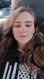 Cassandra Colvin's Instagram, Twitter & Facebook